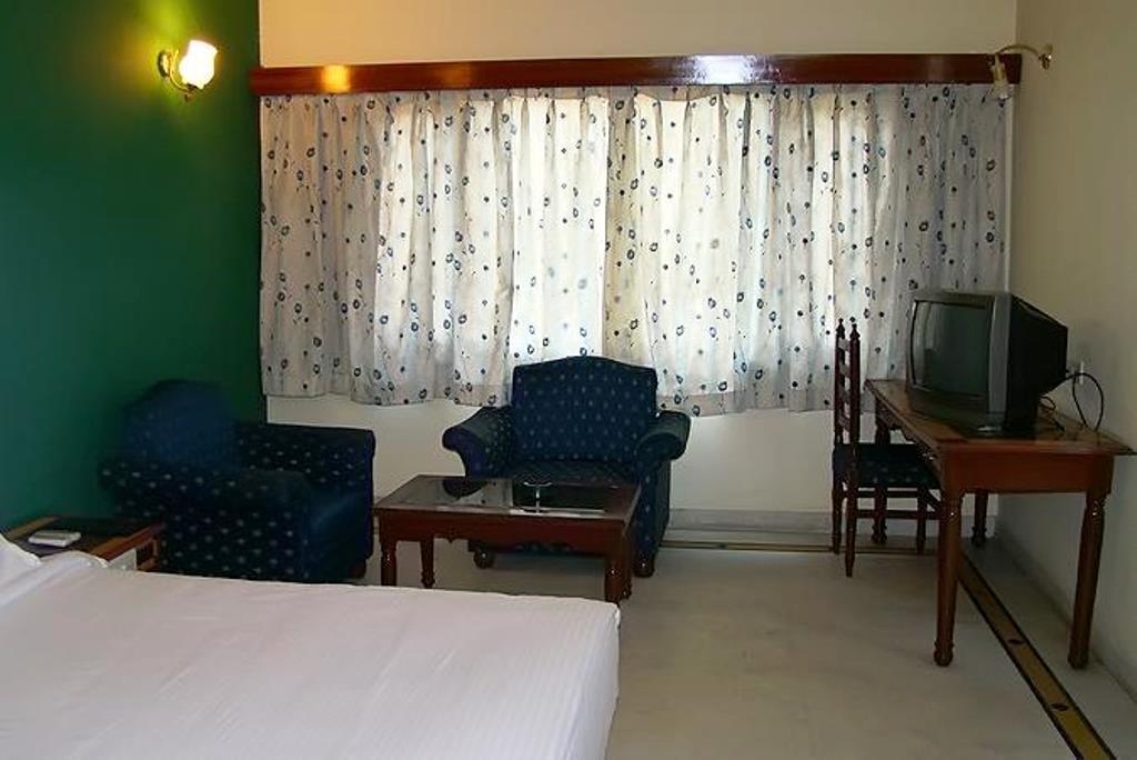ג'משדפור Motel Madhuban חדר תמונה