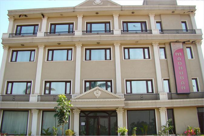 ג'משדפור Motel Madhuban מראה חיצוני תמונה